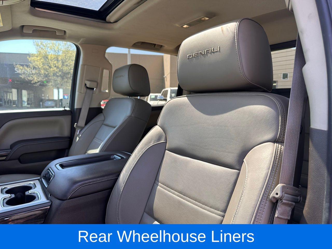 Used 2015 White Diamond Tricoat GMC Denali image 21