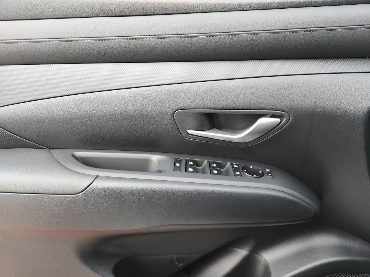 New 2026 W6H White Hyundai SEL FWD image 22