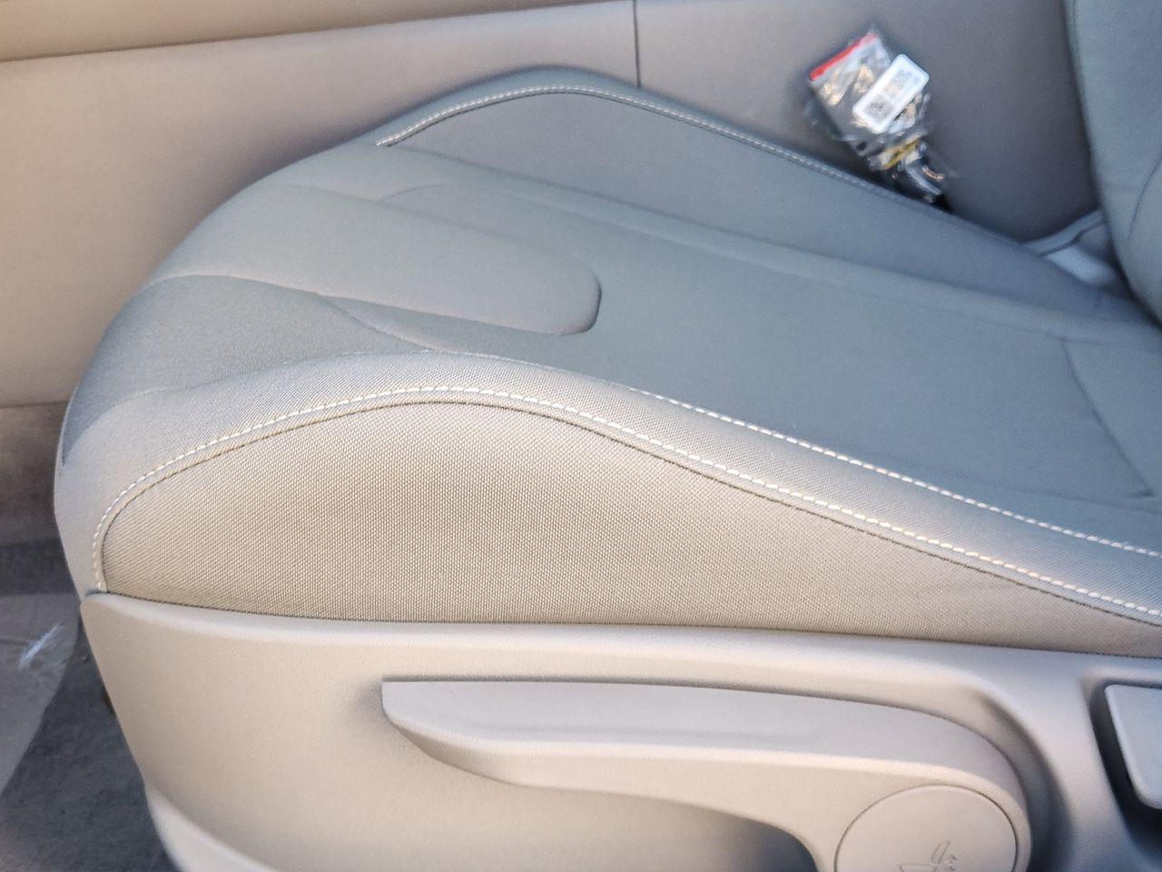 New 2026 A5G Gray Hyundai SEL Sport Premium image 23