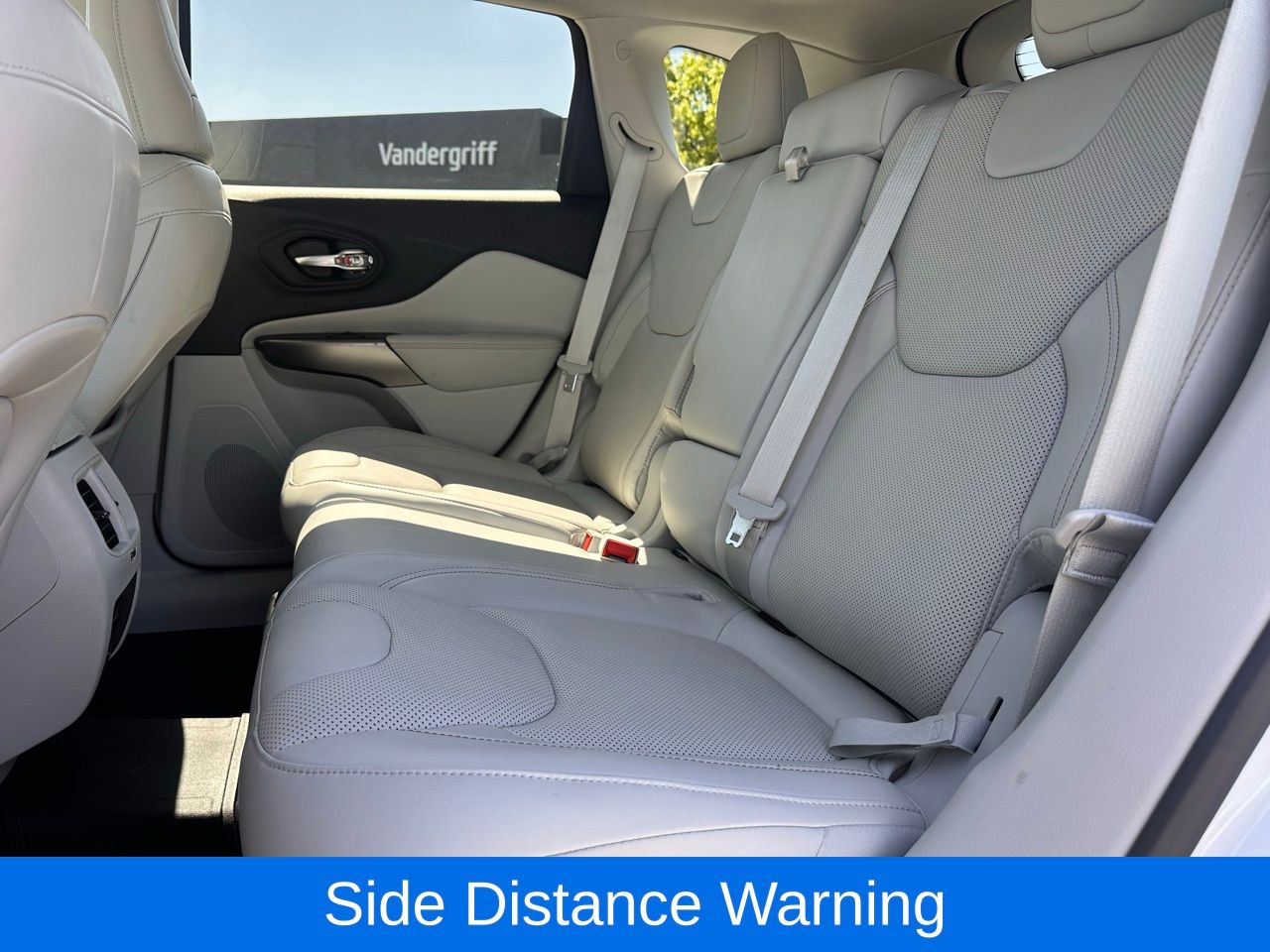 Used 2020 Bright White Jeep Limited image 15