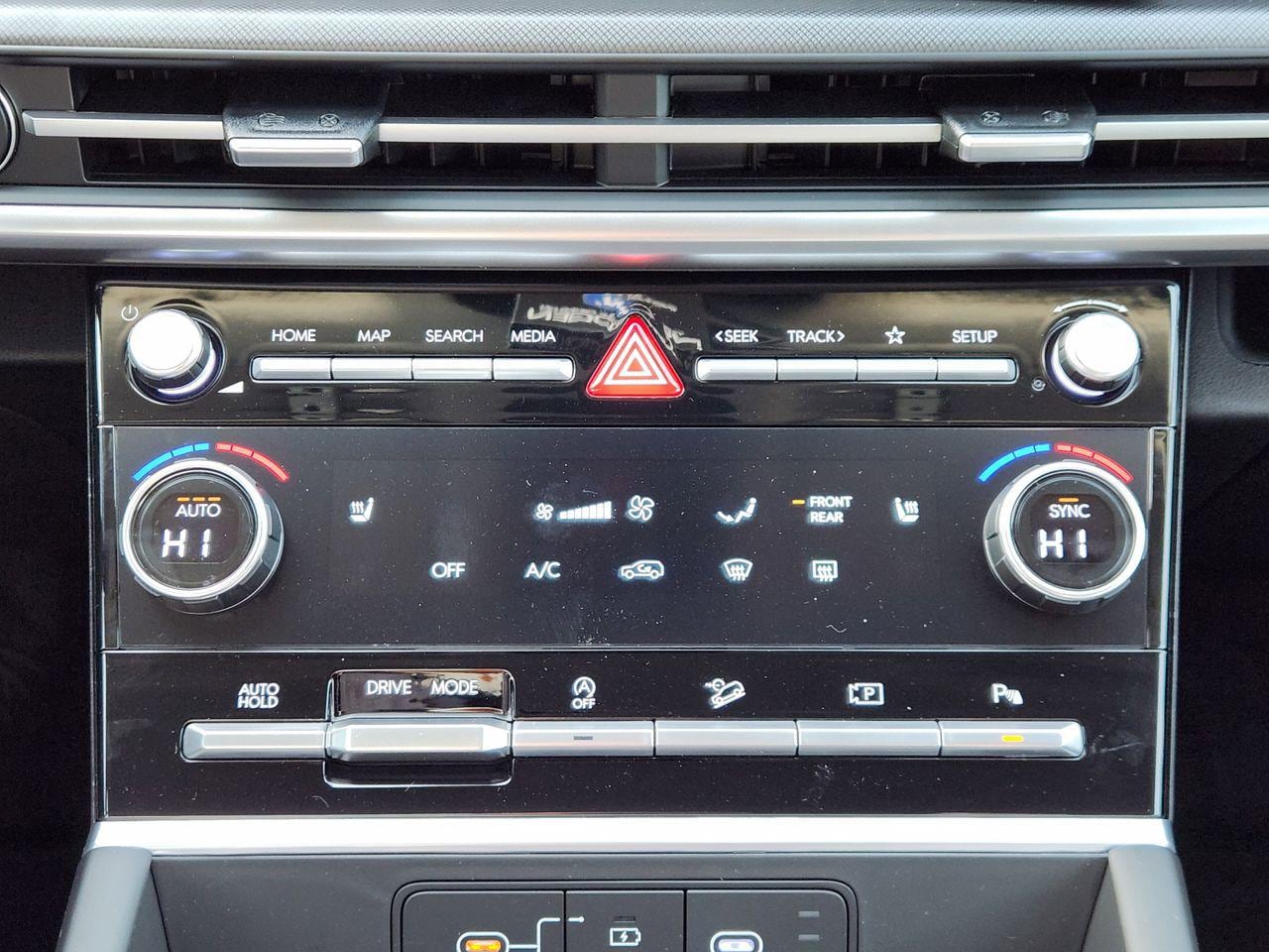 New 2026 W6H White Hyundai SEL FWD image 14