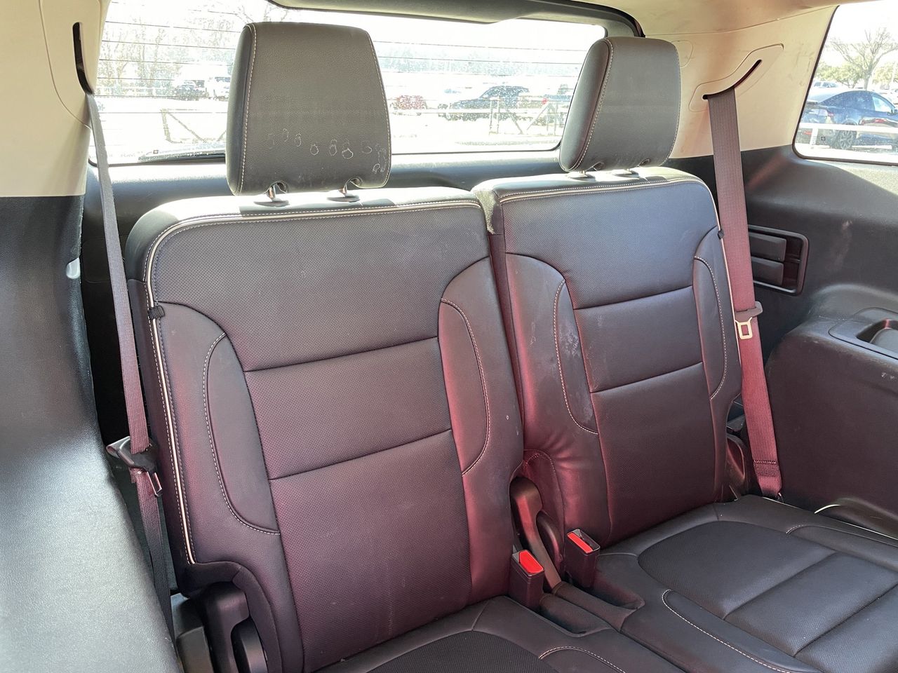 Used 2023 Summit White GMC Denali image 28