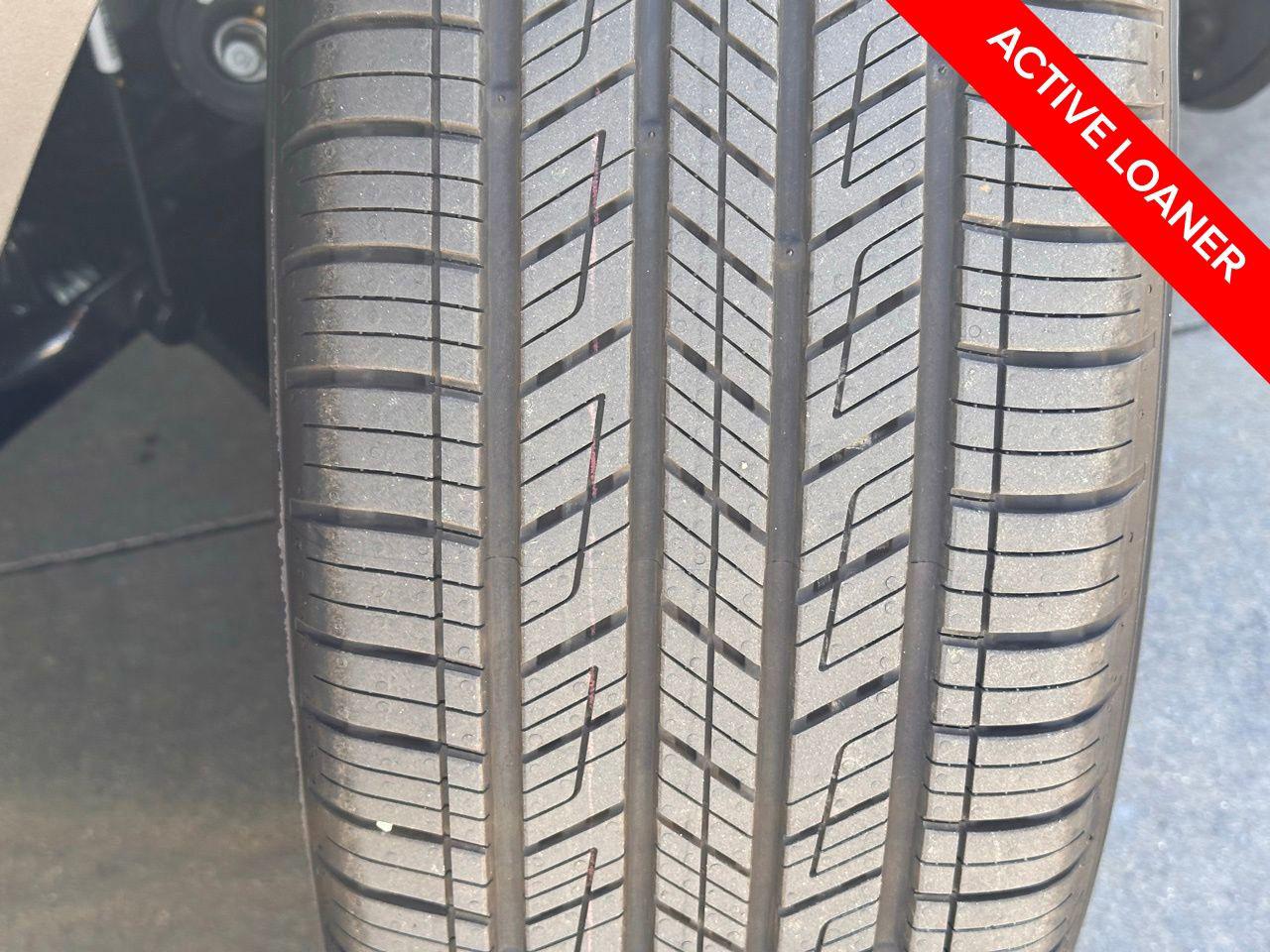 New 2026 C5G Gray Hyundai SEL image 3