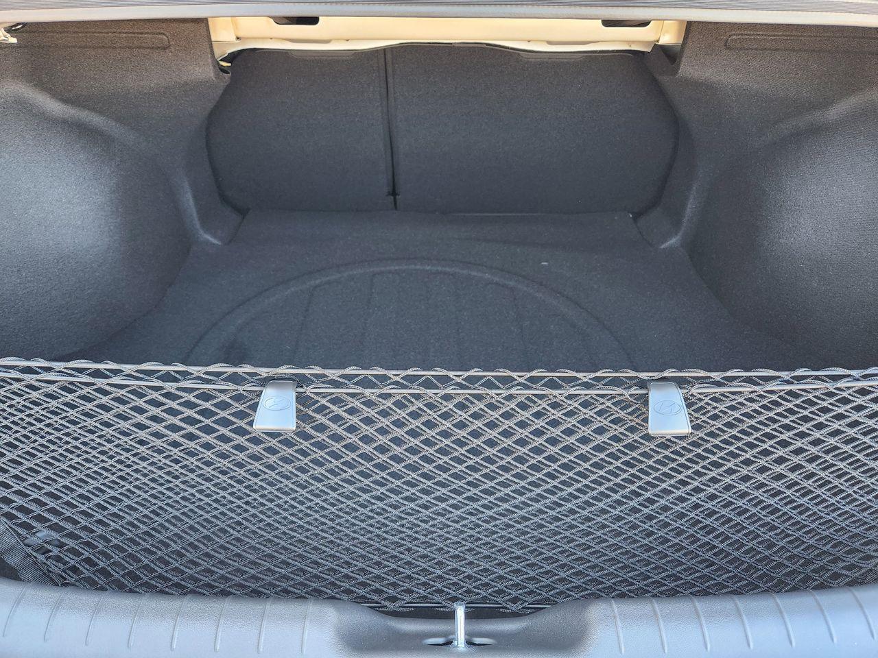 New 2026 W6H White Hyundai SEL Sport Premium image 30