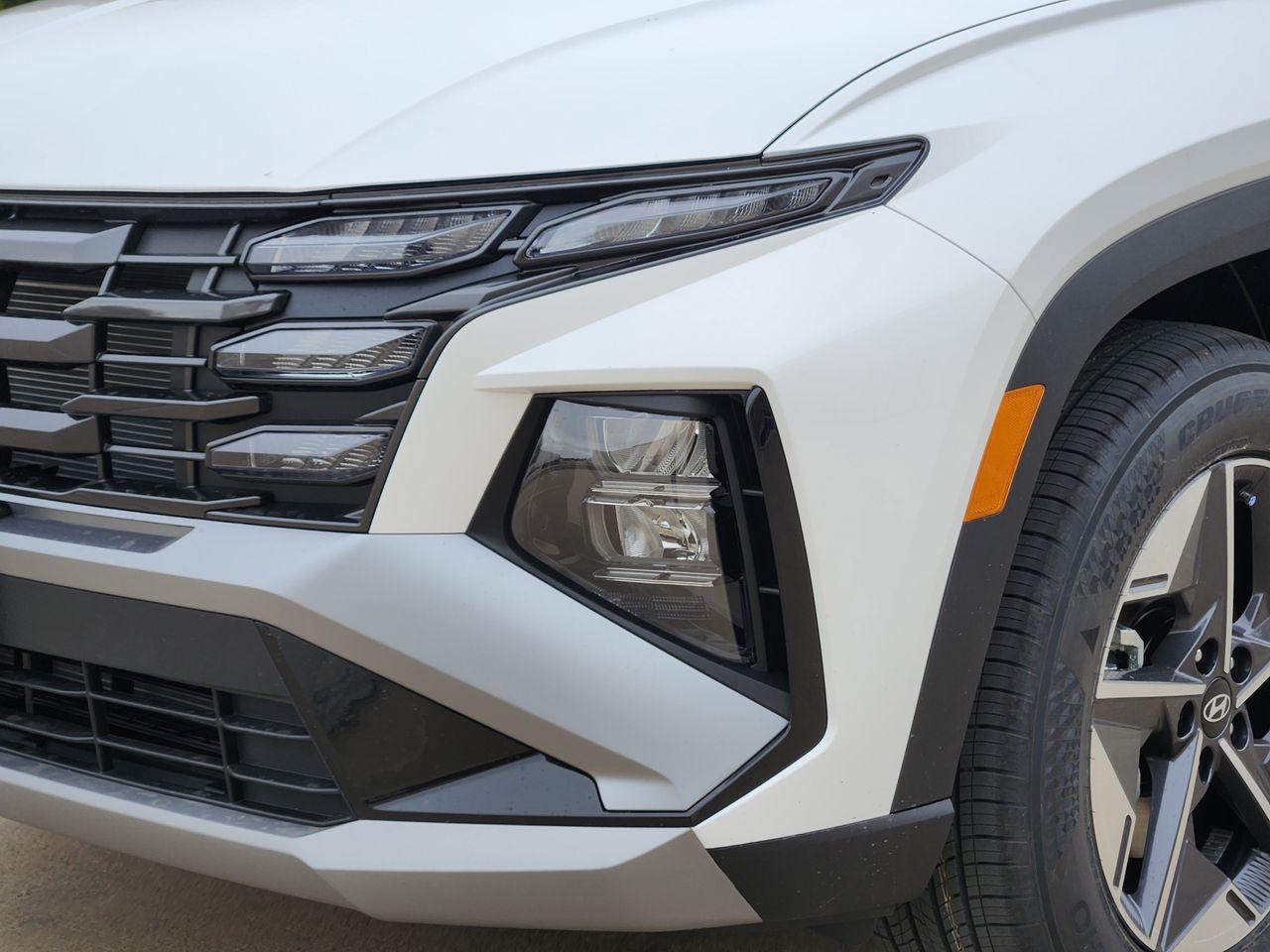 New 2026 W6H White Hyundai SEL FWD image 6