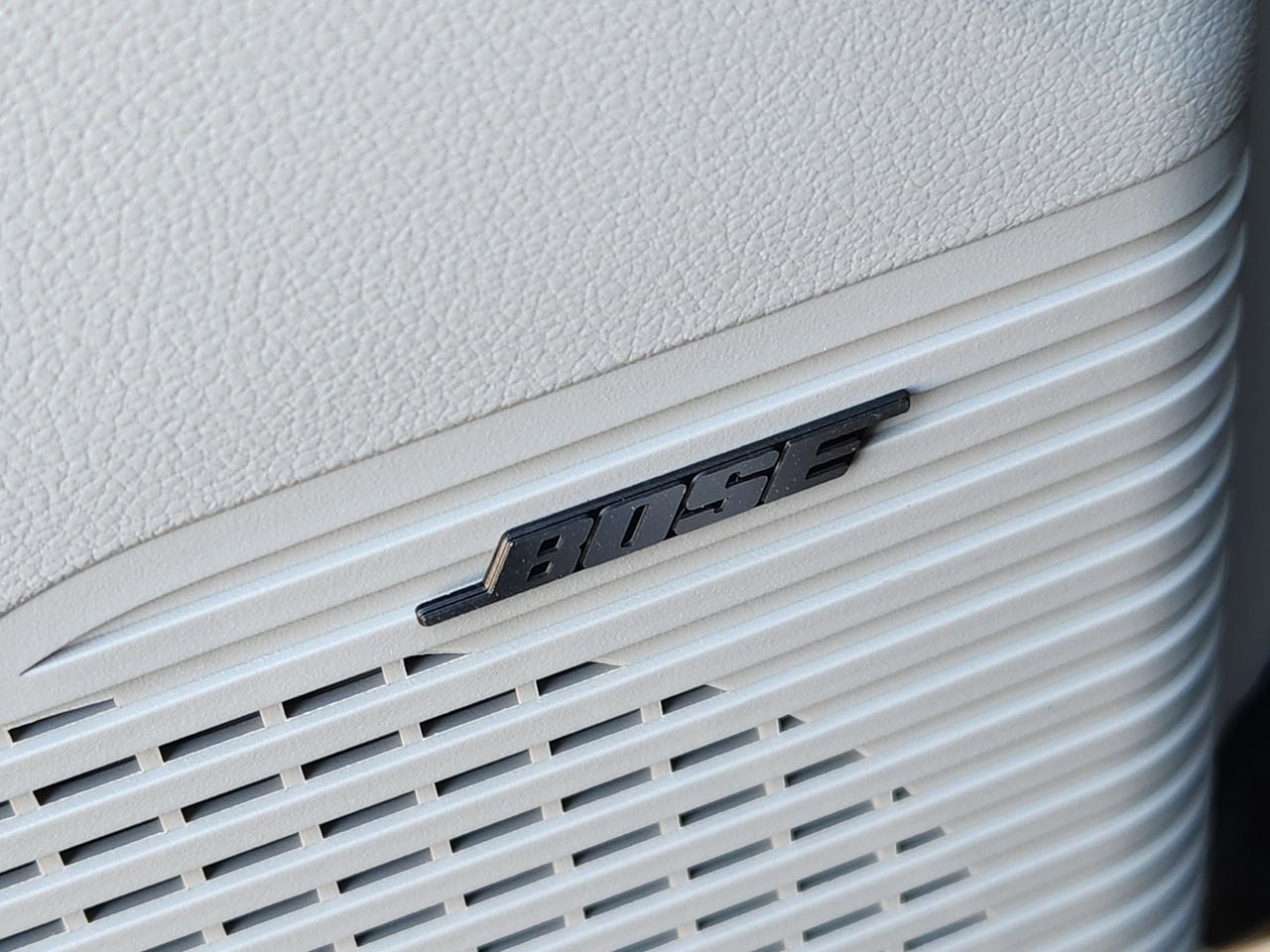 New 2026 A2B Black Hyundai Limited FWD image 23