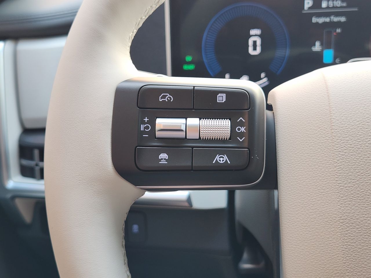 New 2026 W6H White Hyundai SEL image 25