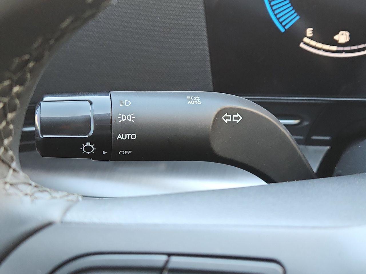 New 2026 Cyber Gray Metallic Hyundai SEL Sport FWD image 27