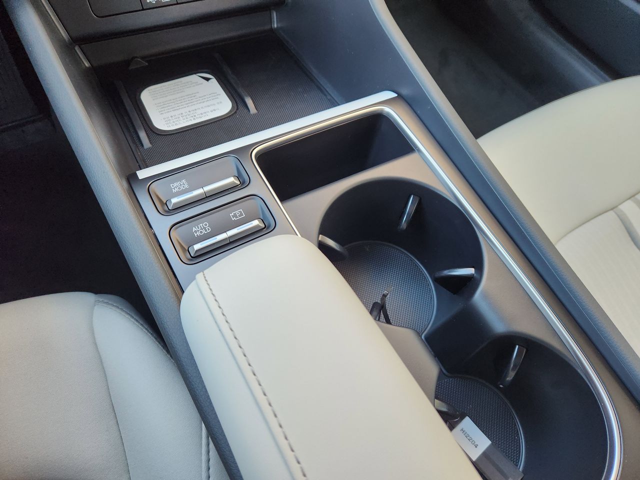 New 2026 W6H White Hyundai SEL Sport image 19