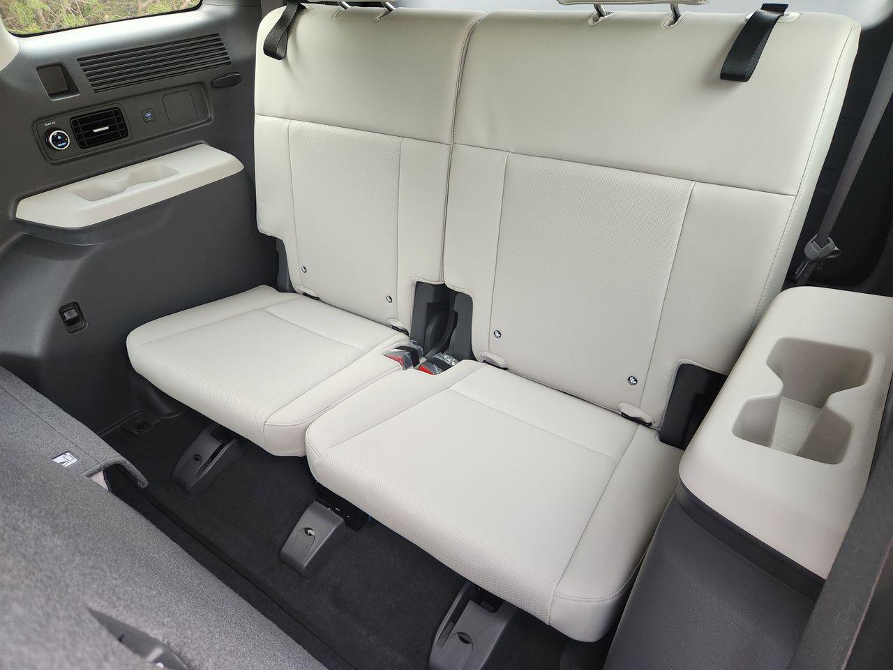 New 2026 Serenity White Hyundai SEL FWD image 29