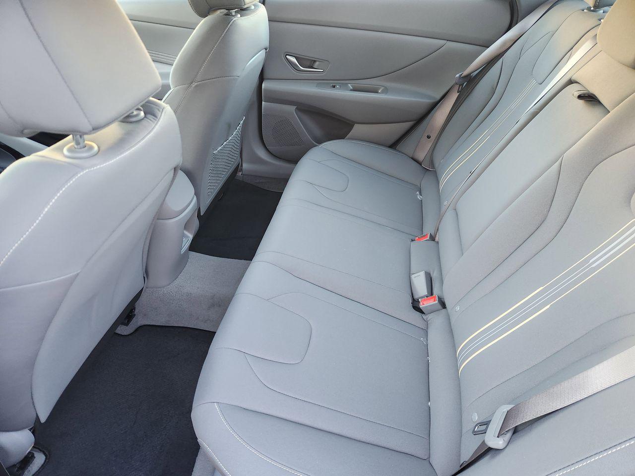 New 2026 YP5 Blue Hyundai SEL Sport Premium image 29