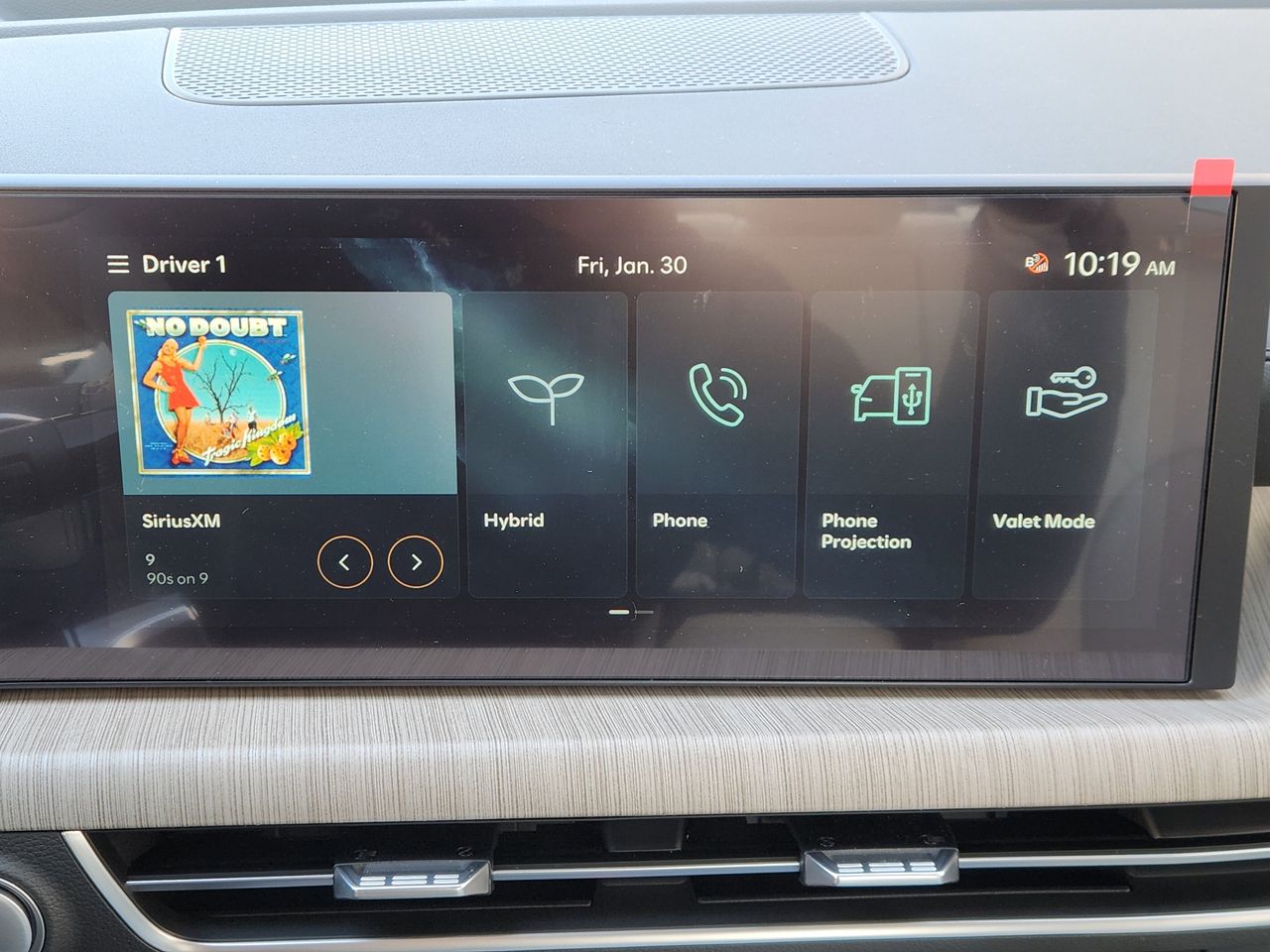 New 2026 W6H White Hyundai SEL image 13