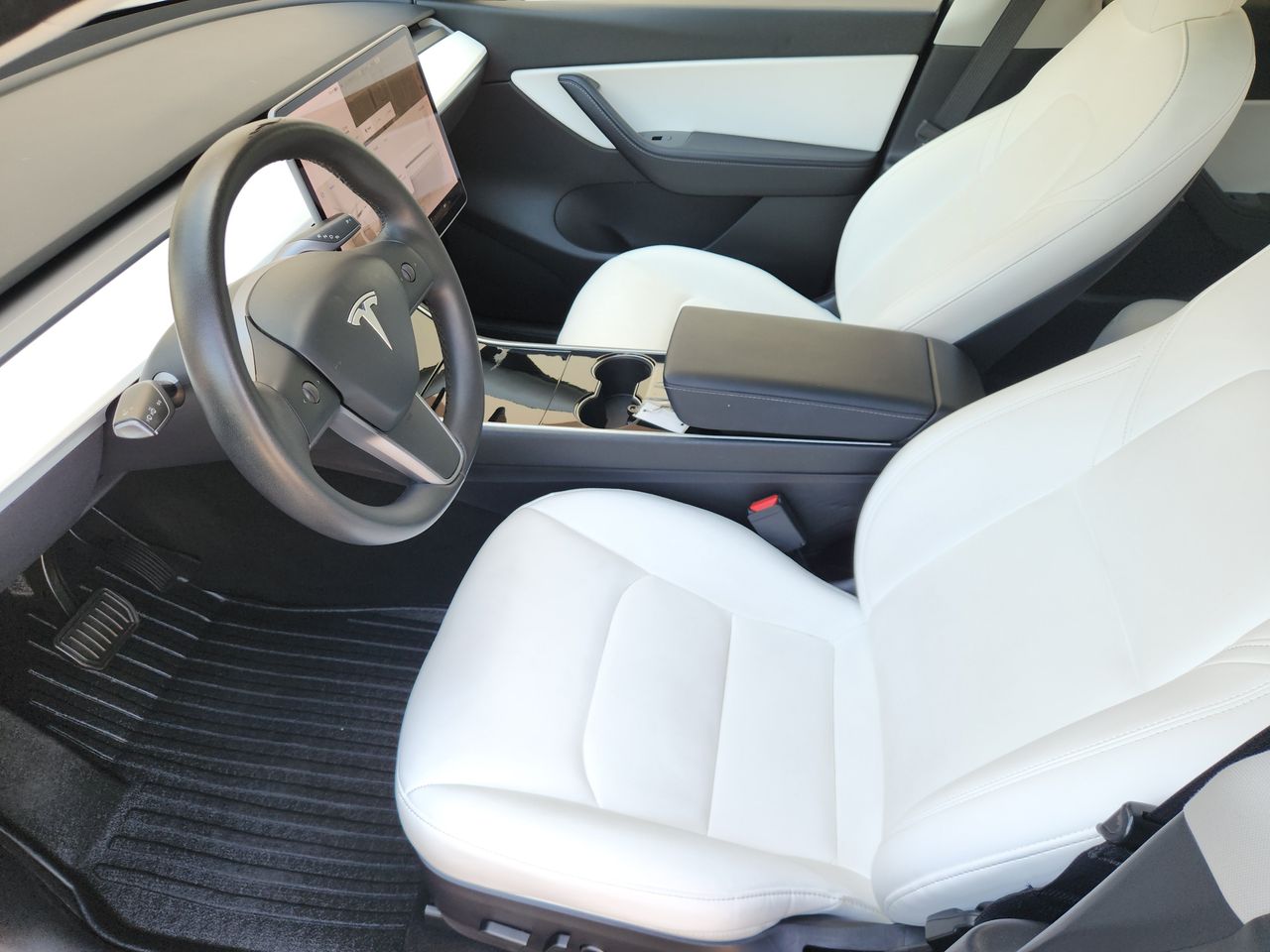 Used 2020 Midnight Silver Tesla Long Range image 10