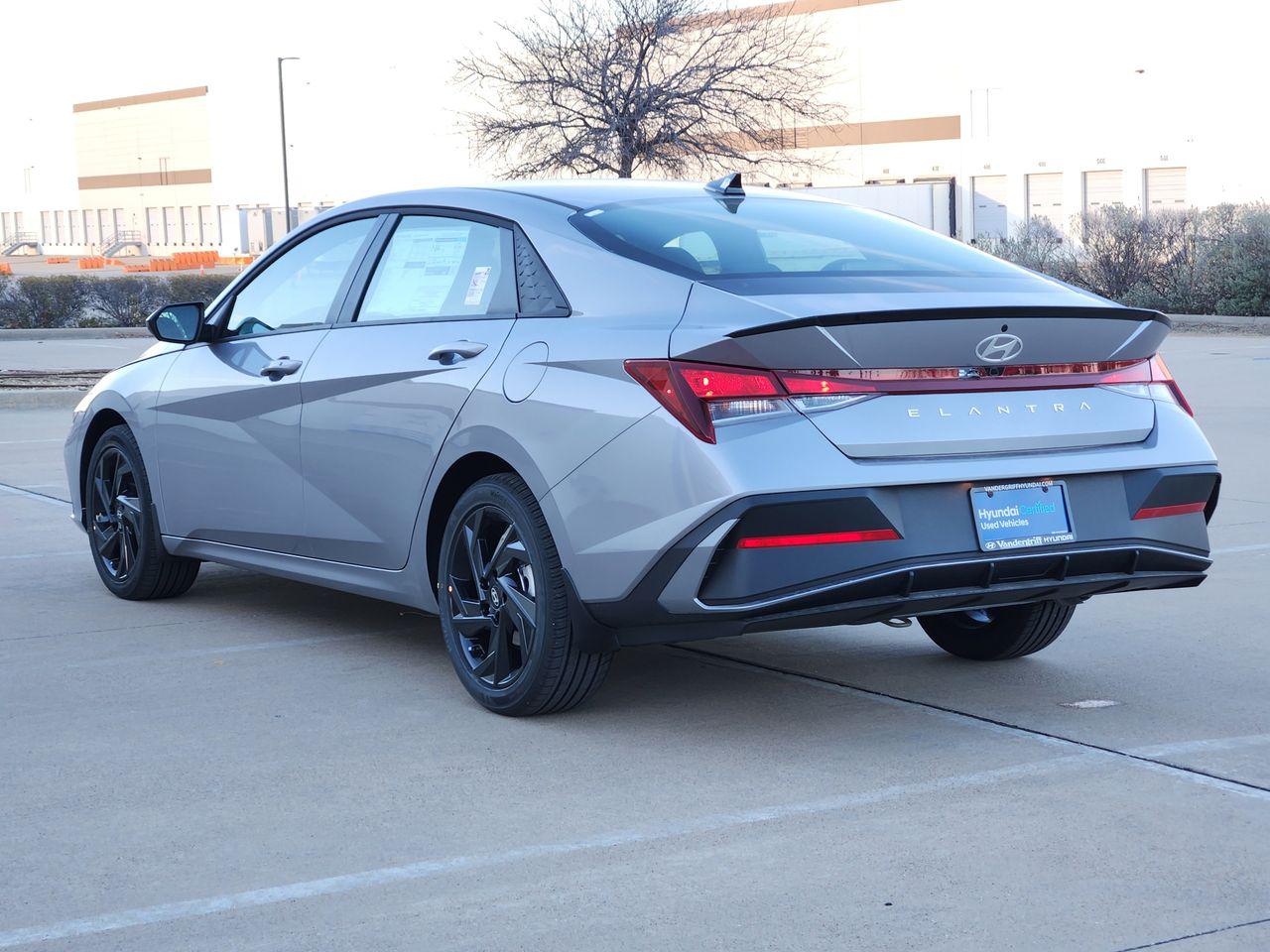 New 2026 M6T Hyundai SEL Sport image 3