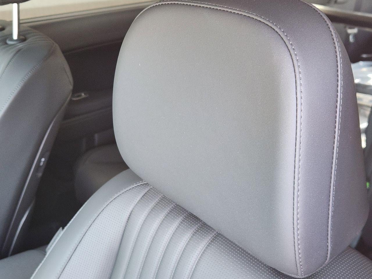 New 2026 WC9 White Hyundai SEL FWD image 11