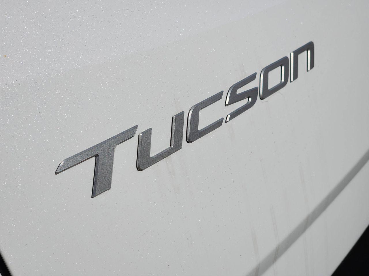 New 2026 W6H White Hyundai SEL FWD image 8