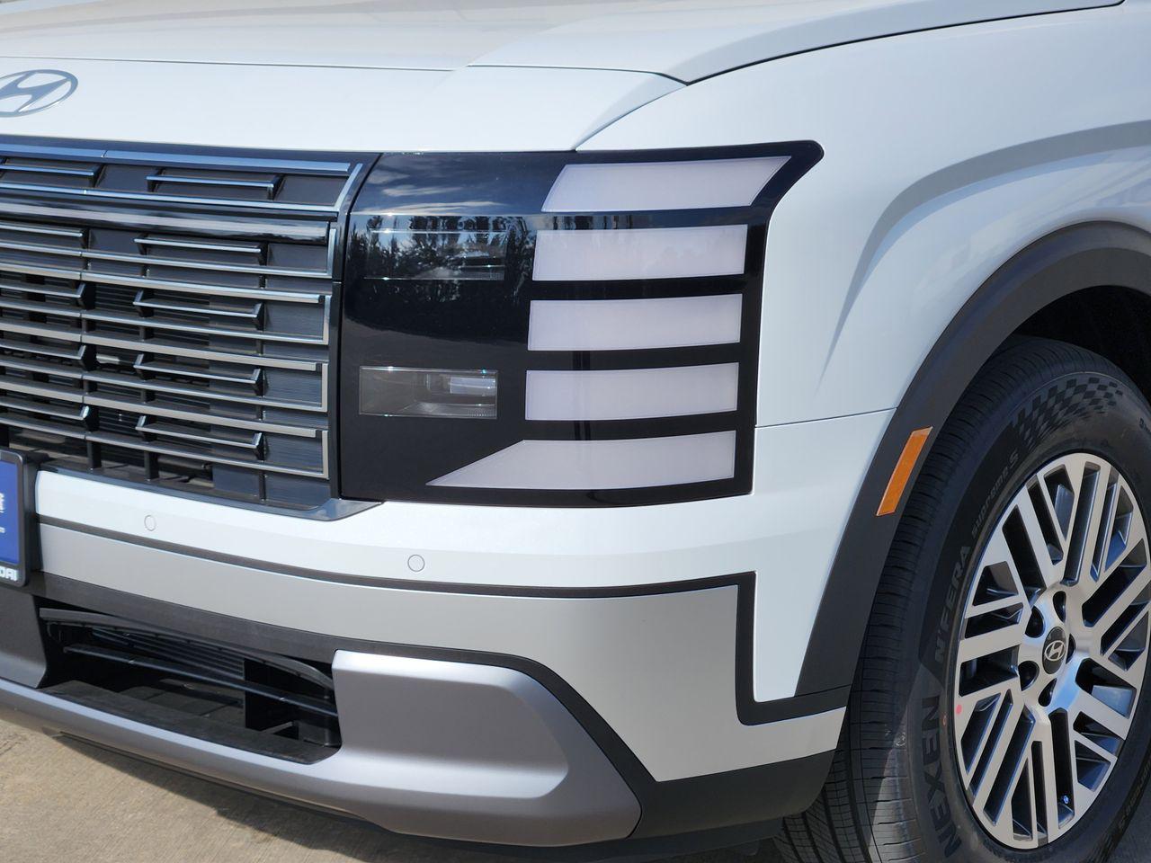 New 2026 WC9 White Hyundai SEL FWD image 6