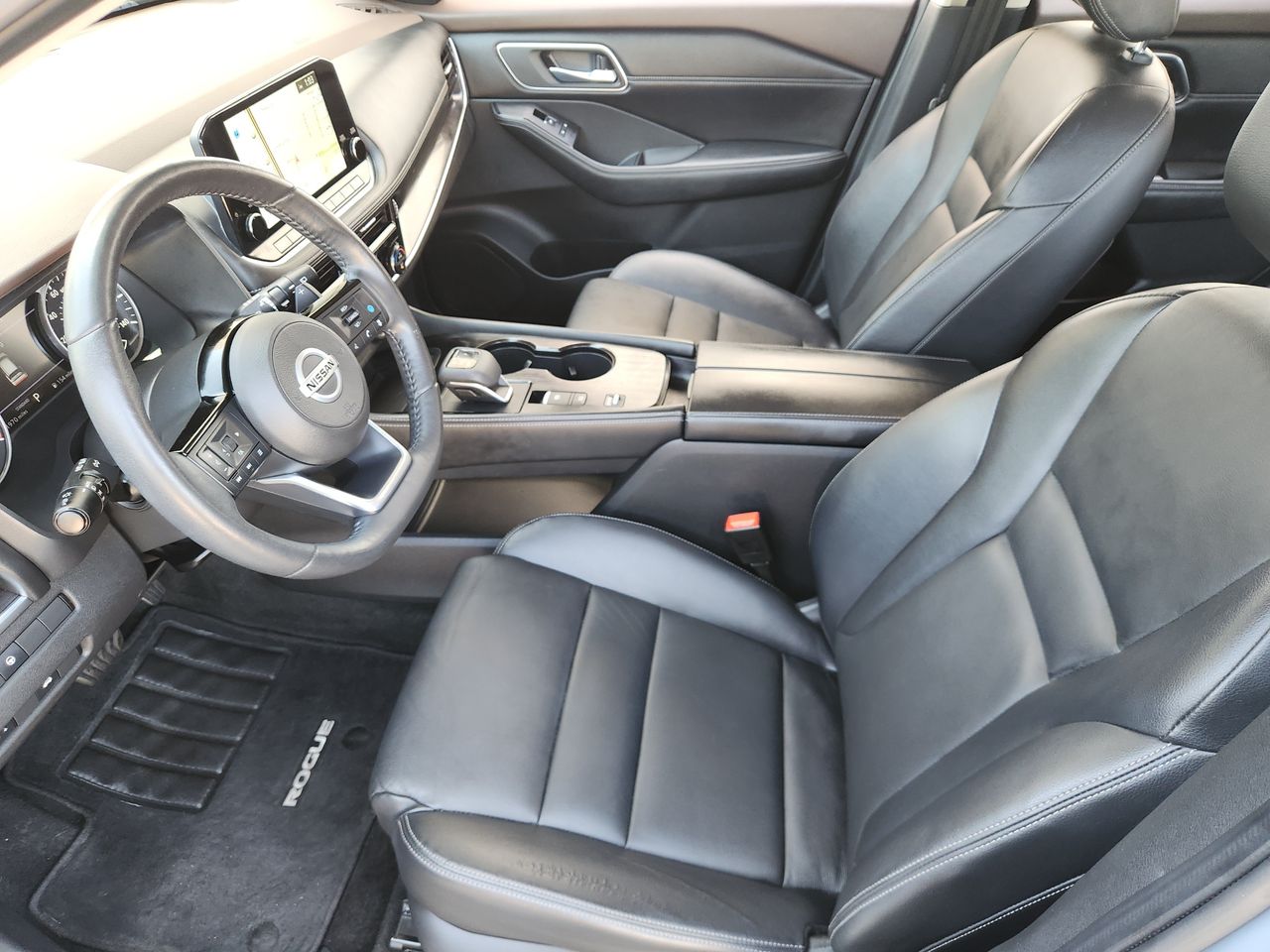 Used 2021 Boulder Gray Pearl Nissan SL image 10