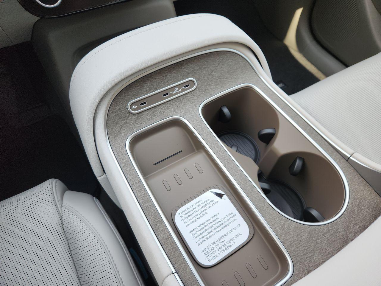 New 2027 Abyss Black Pearl Hyundai SEL Premium 8P image 19