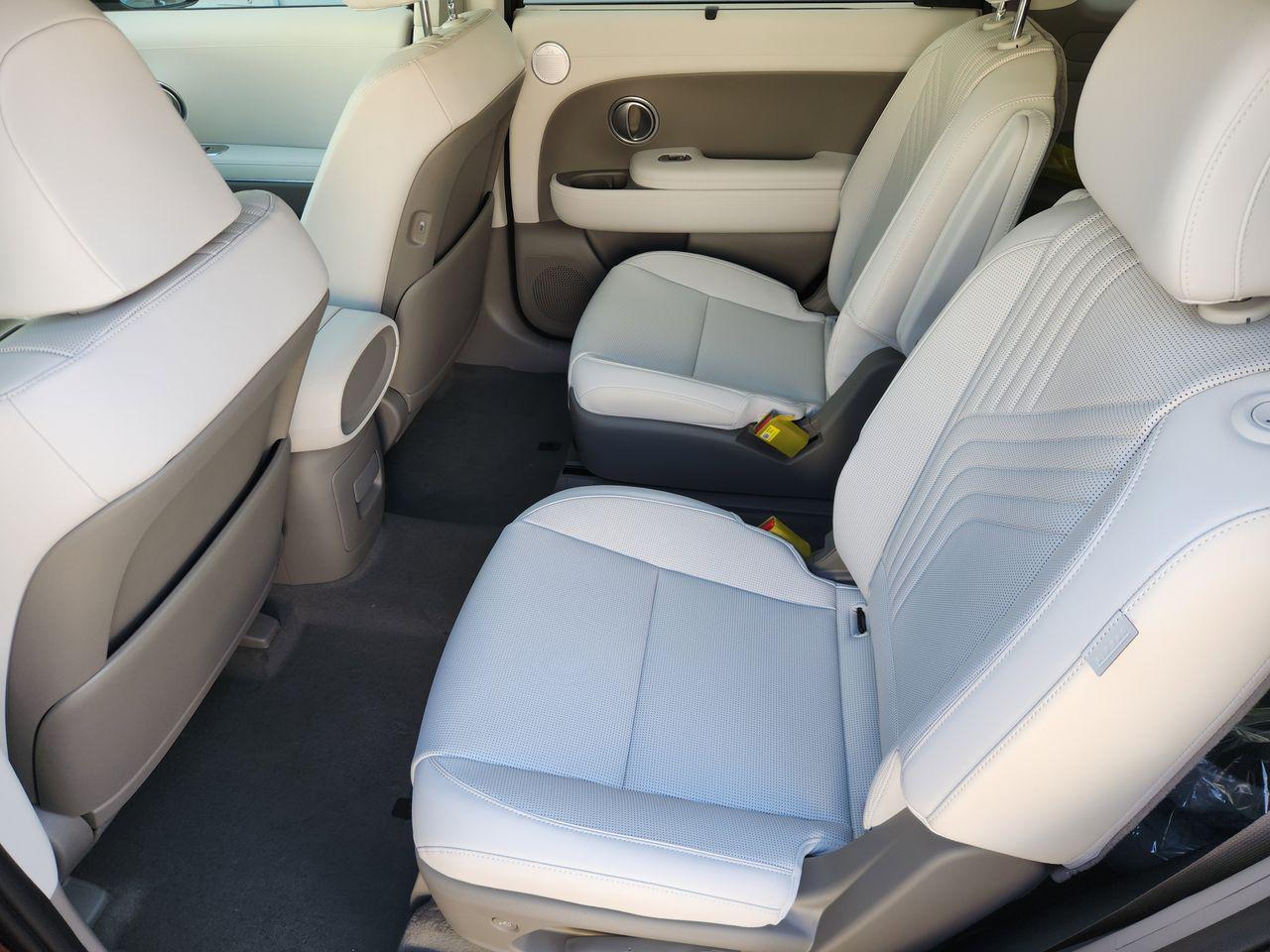 New 2026 A2B Black Hyundai SEL FWD image 29