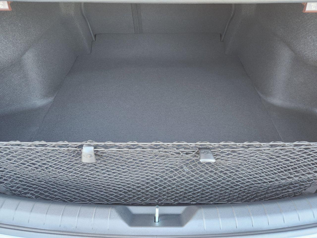 New 2026 T4A Silver Hyundai SEL Sport image 29