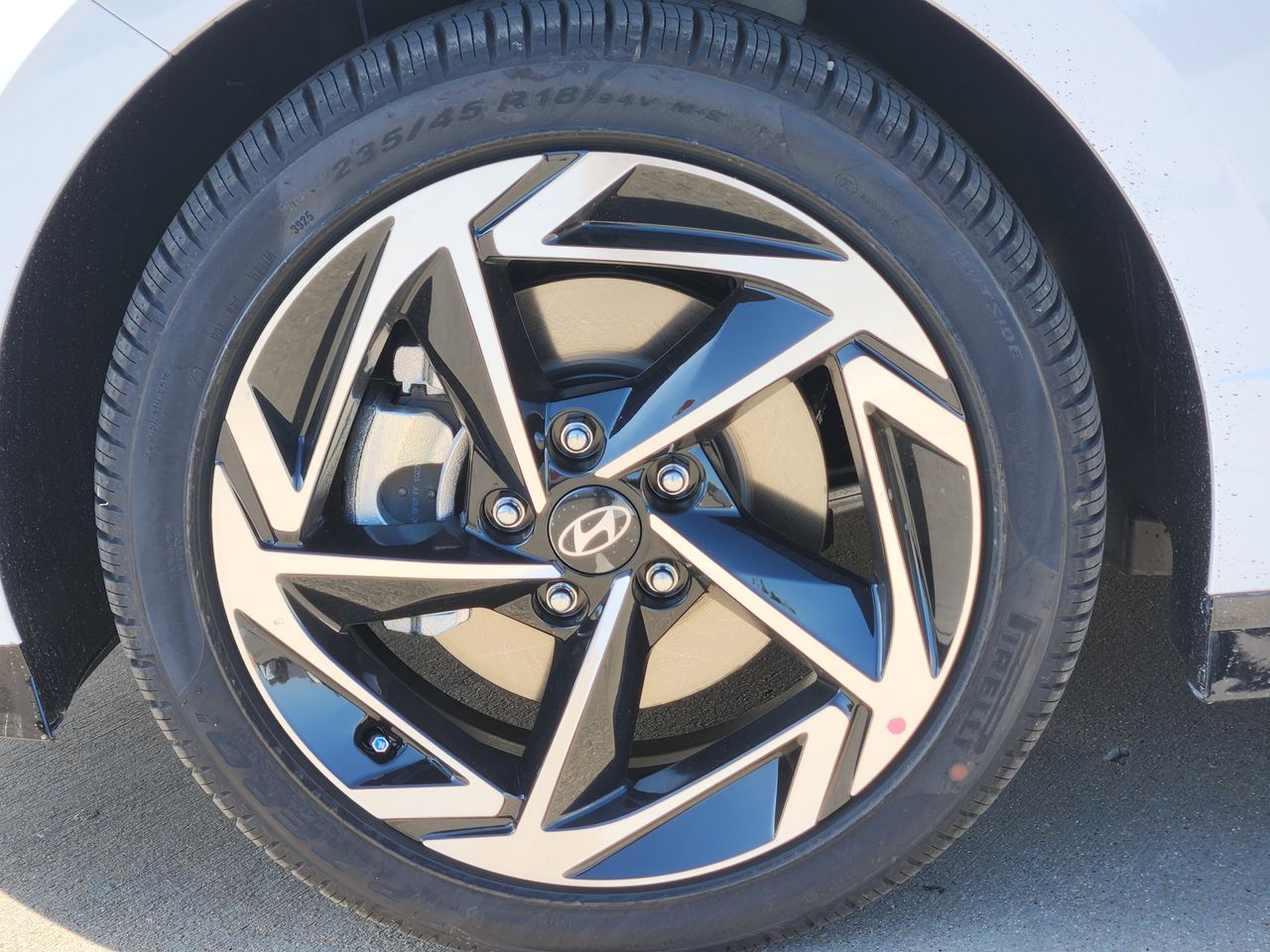 New 2026 W6H White Hyundai SEL Sport image 7