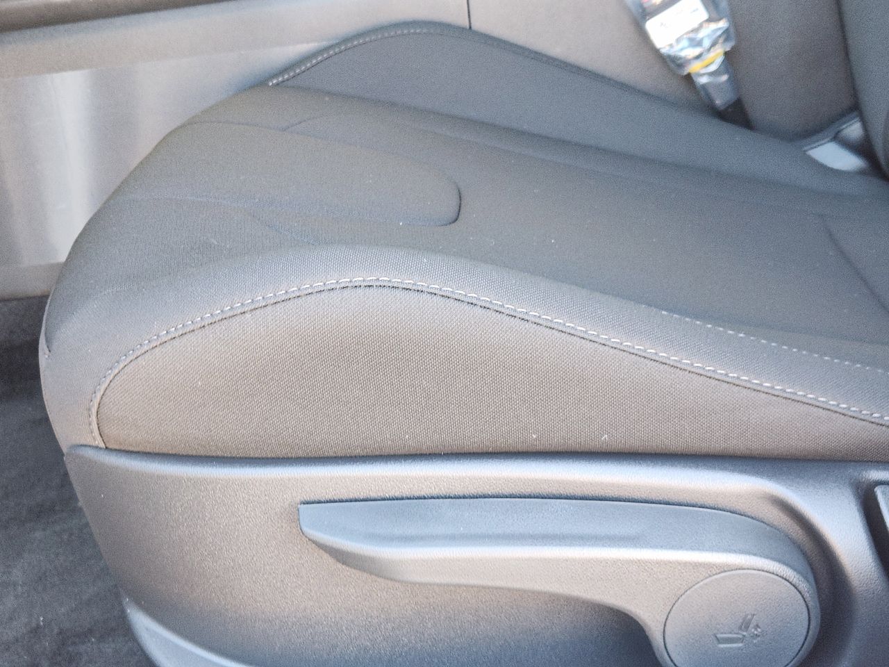 New 2026 W6H White Hyundai SEL Sport image 23