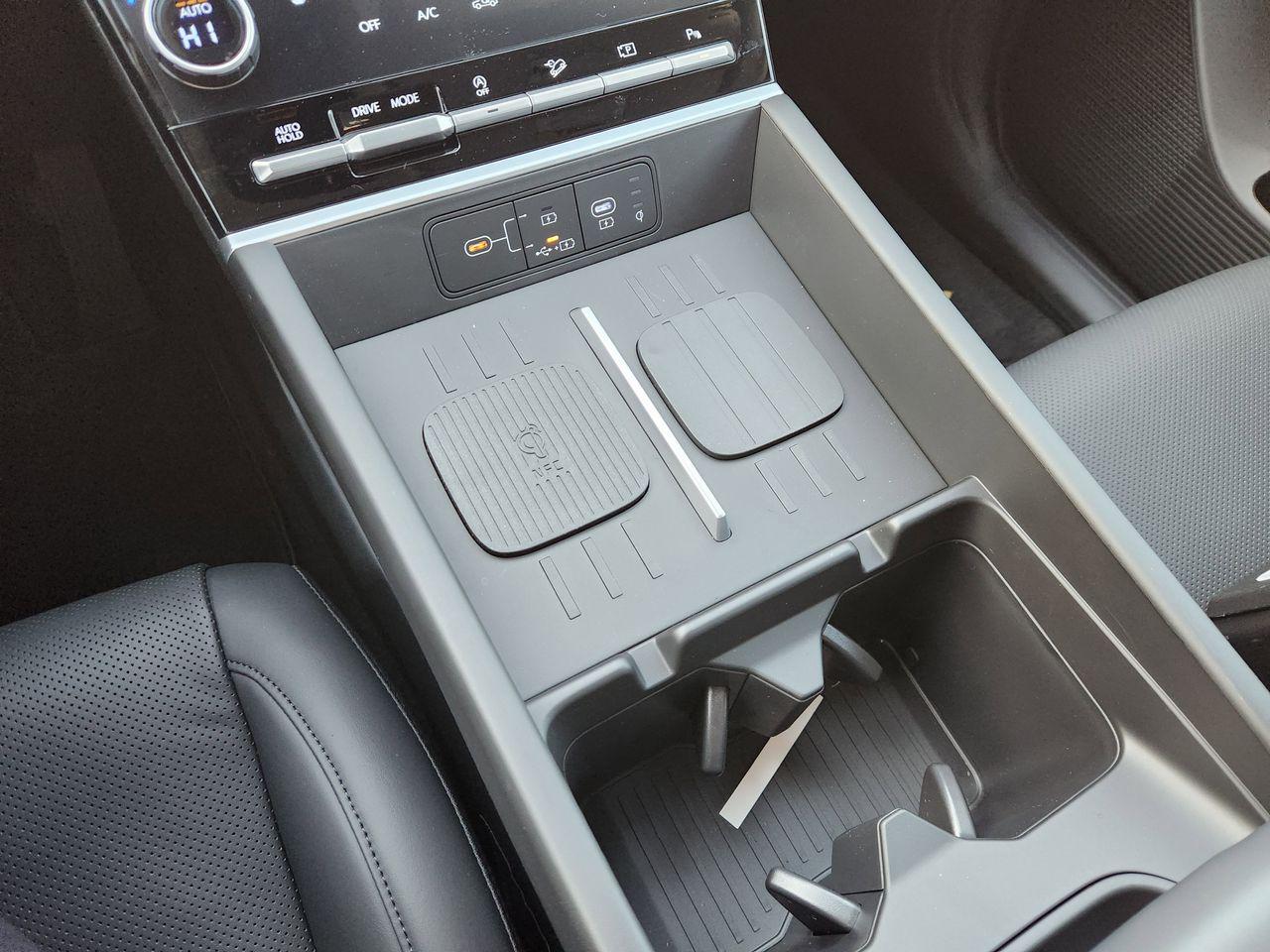 New 2026 W6H White Hyundai SEL FWD image 15