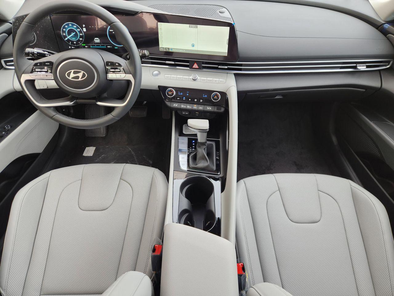 New 2026 W6H White Hyundai Limited image 27