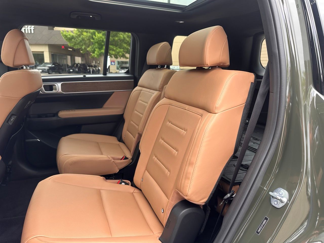 Certified Used 2026 Rockwood Green Hyundai Calligraphy image 21