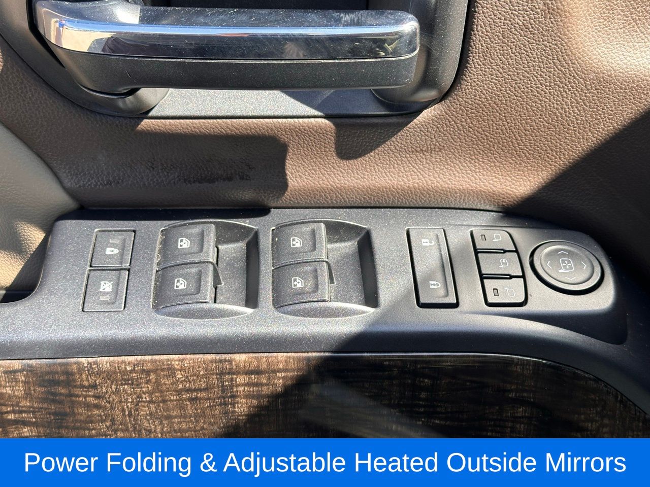 Used 2015 White Diamond Tricoat GMC Denali image 24