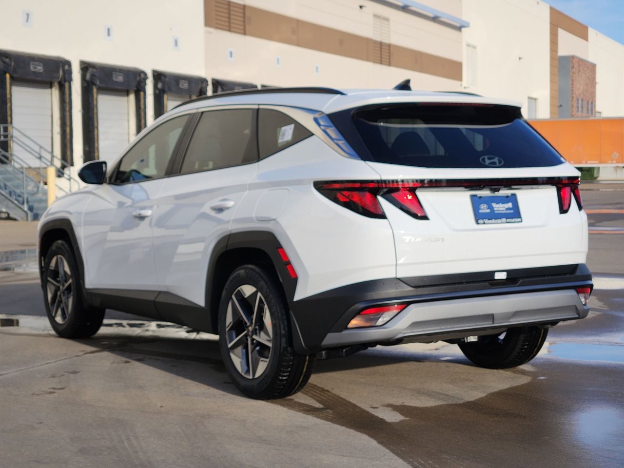 New 2026 W6H White Hyundai SEL FWD image 3