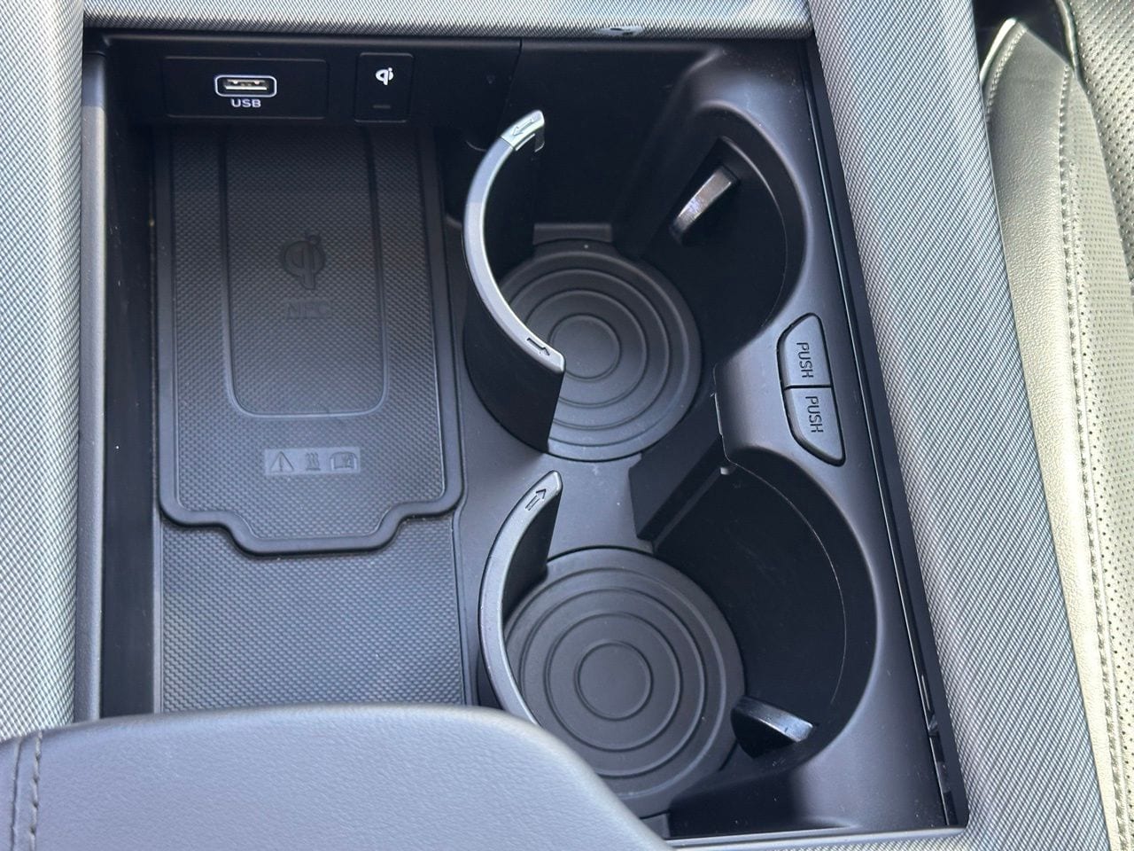 Used 2025 Hyper White Hyundai XRT image 40