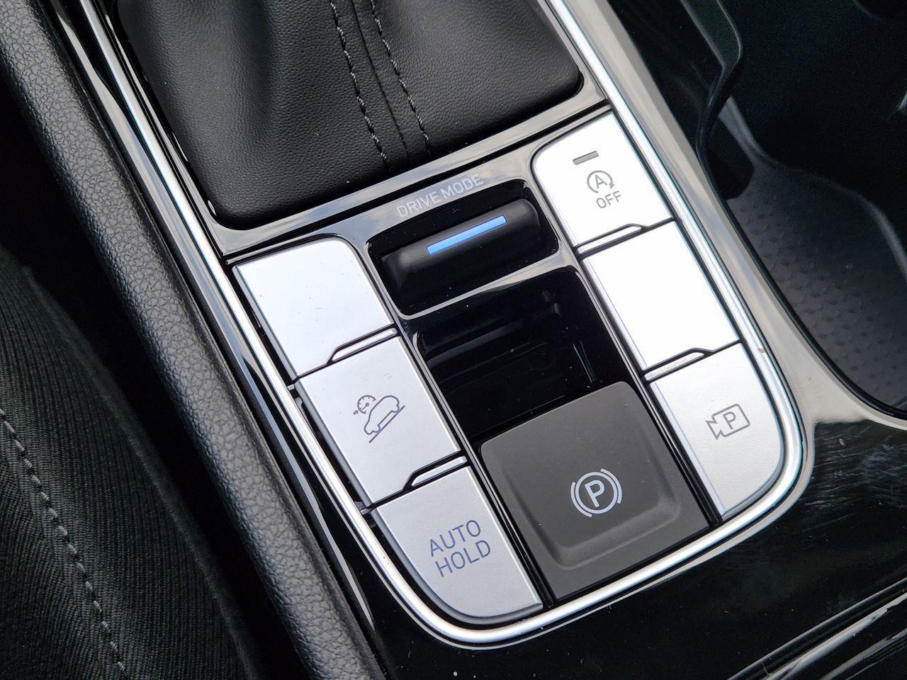 New 2026 S3B Black Hyundai SEL FWD image 19