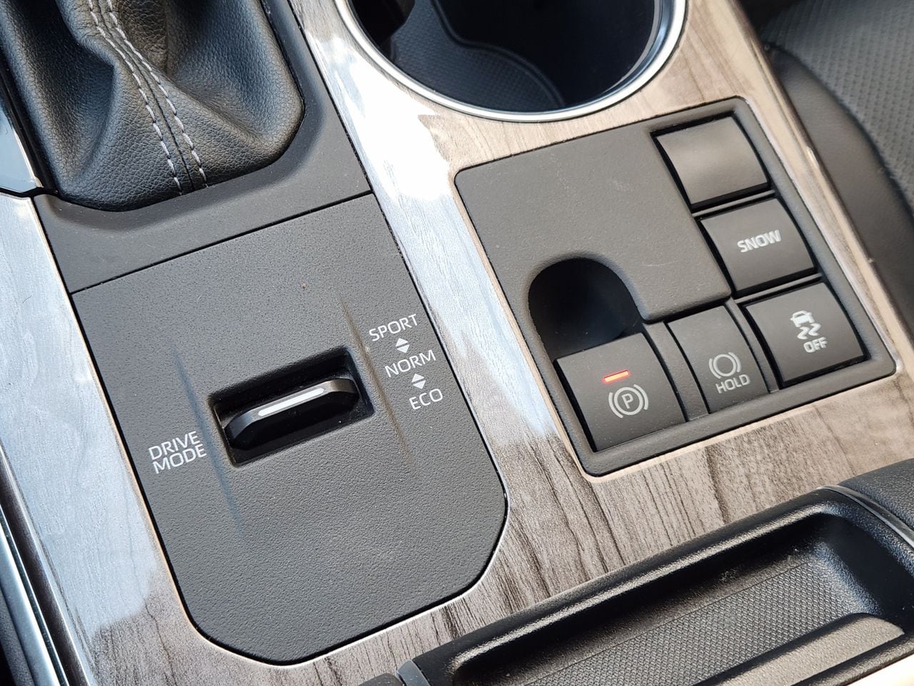 Used 2024 Moon Dust Toyota Limited image 16