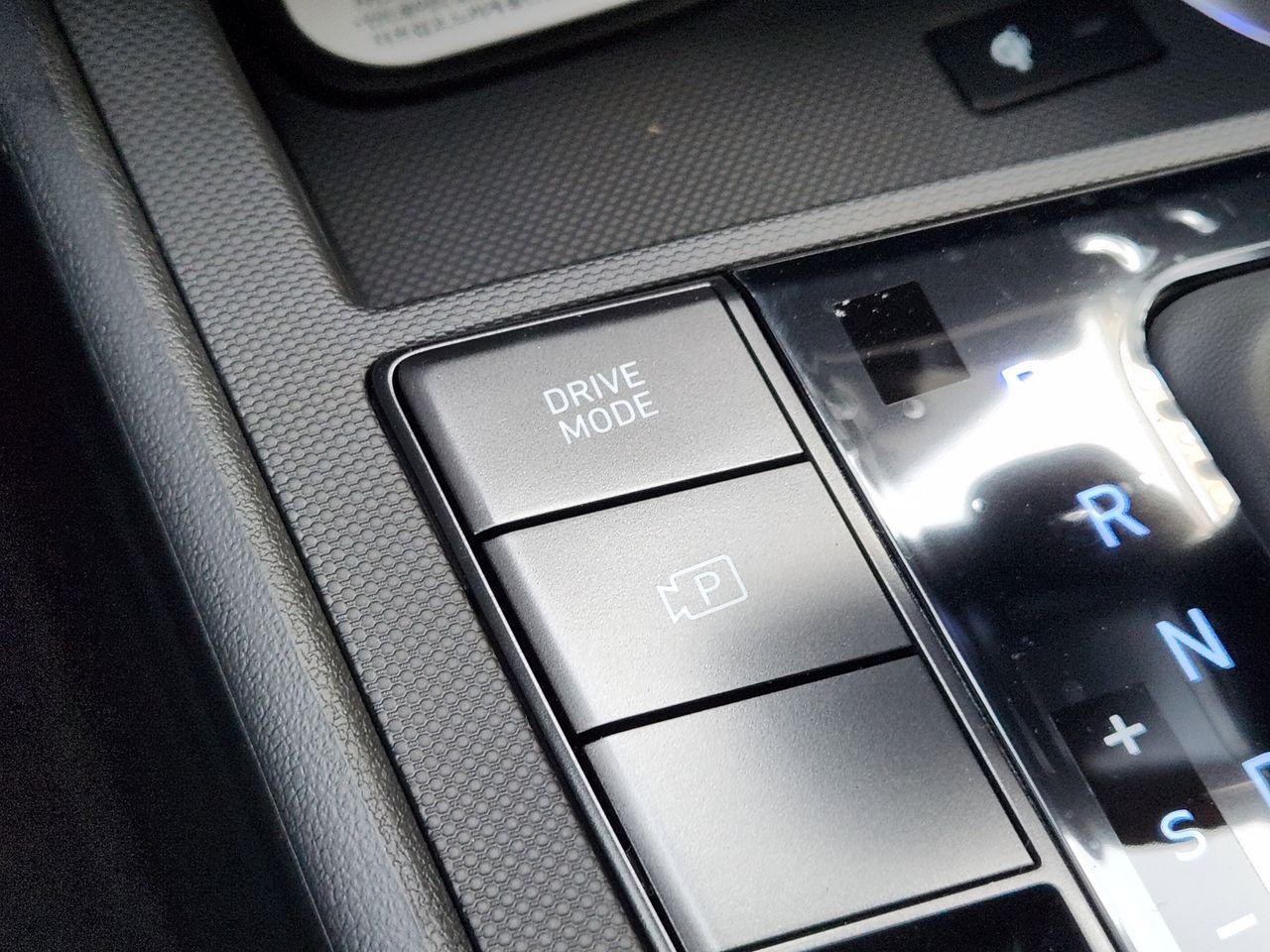 New 2026 A5G Gray Hyundai SEL Sport Premium image 19