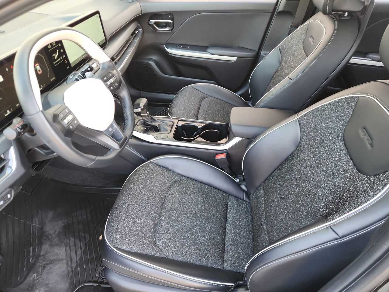 Used 2025 Interstellar Gray Kia GT-Line image 10