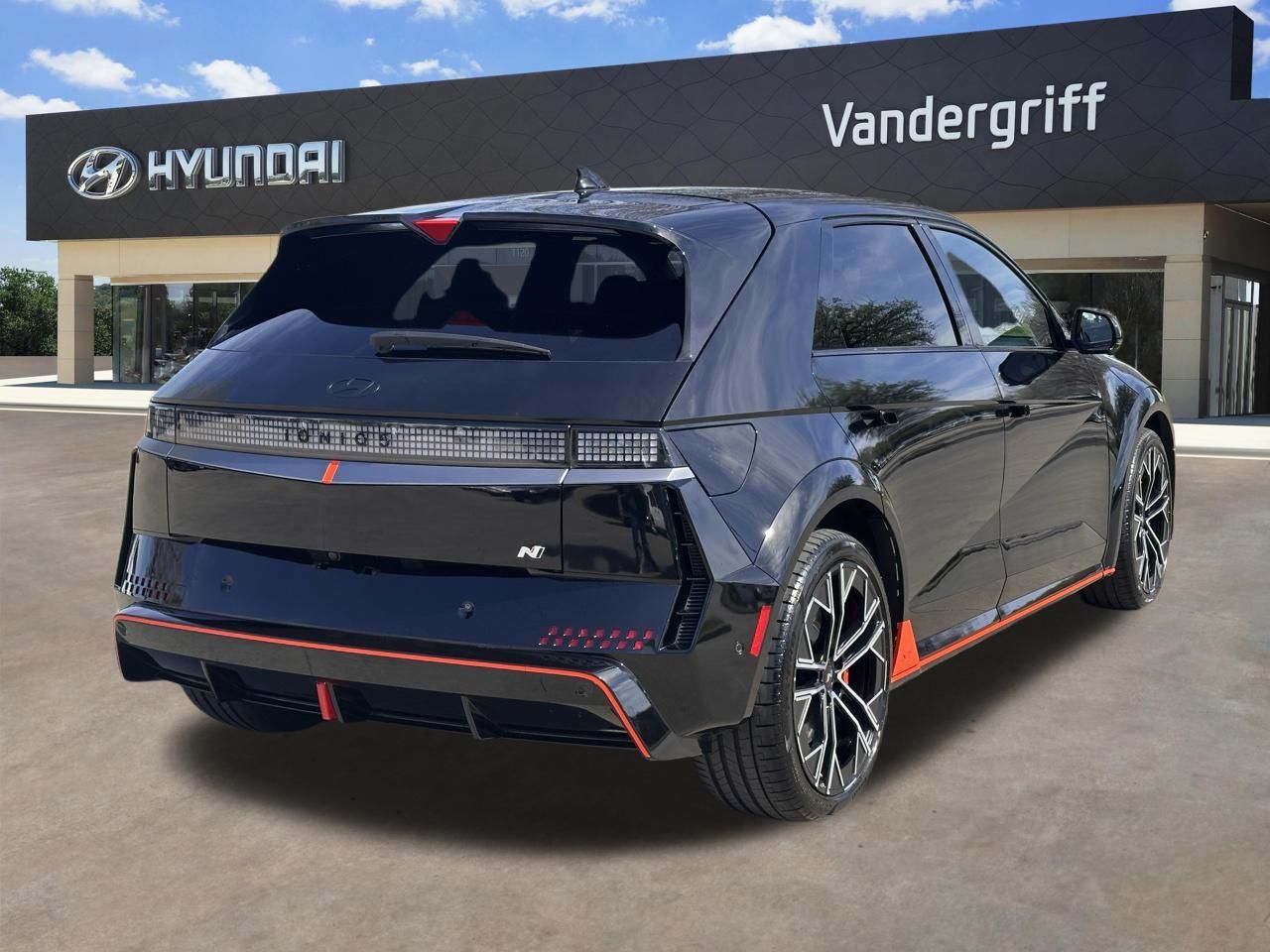 Used 2025 Abyss Black Hyundai Base image 10