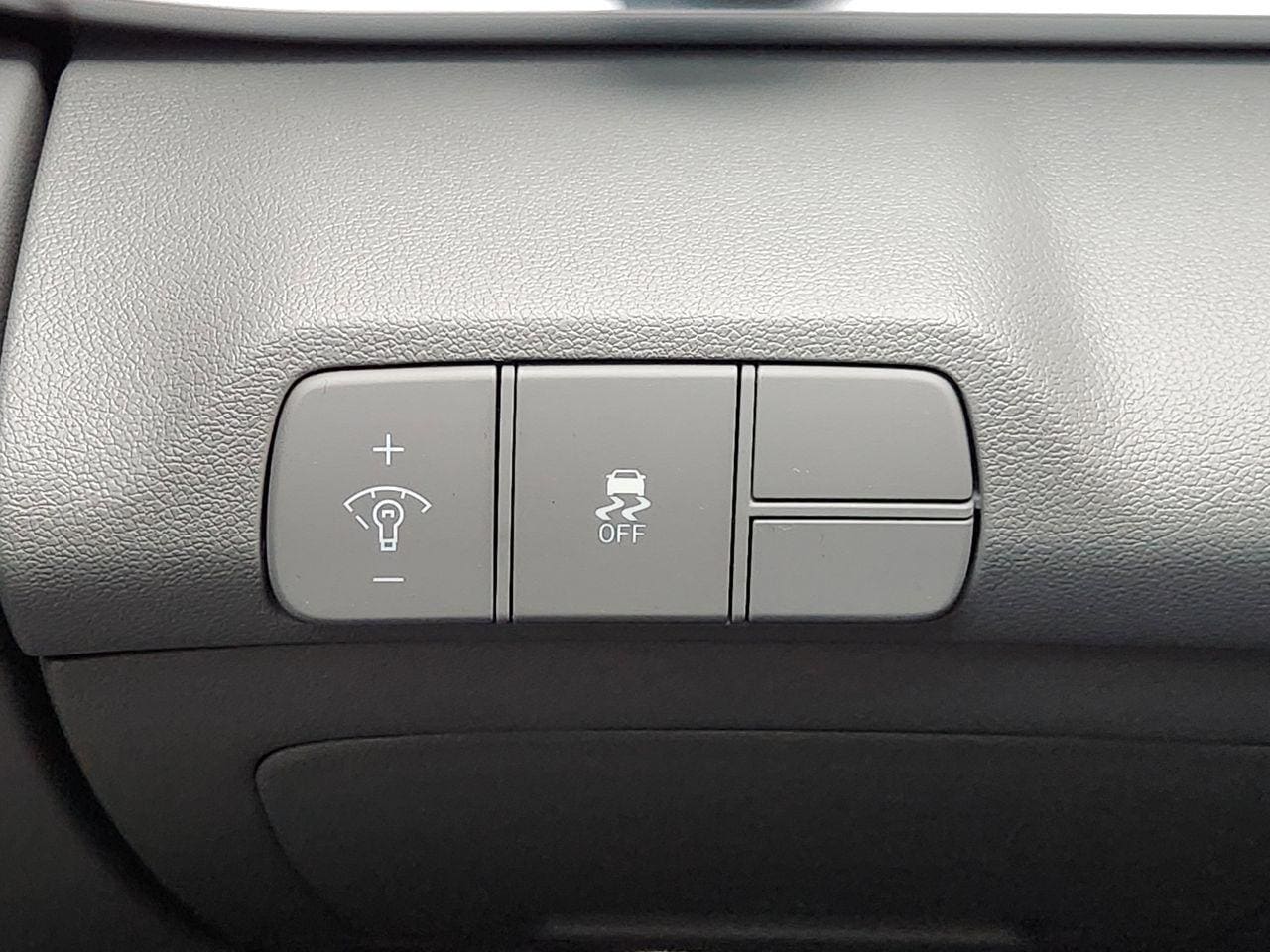 New 2026 W6H White Hyundai SEL Sport image 19