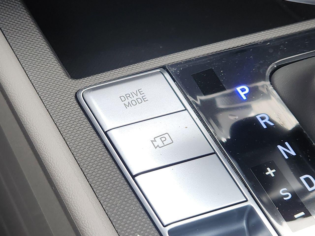 New 2026 W6H White Hyundai Blue image 20