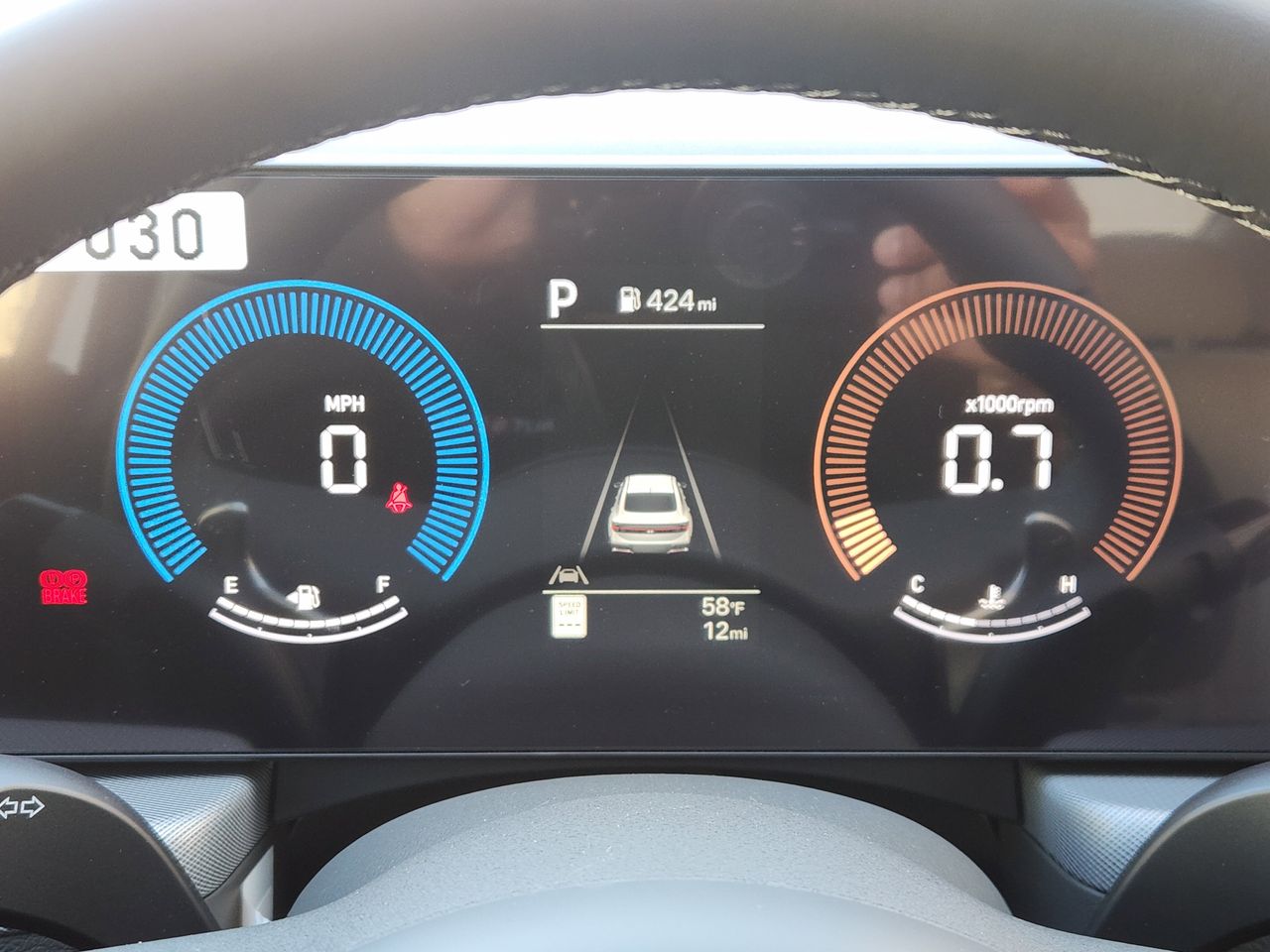 New 2026 T4A Silver Hyundai SEL Sport image 12