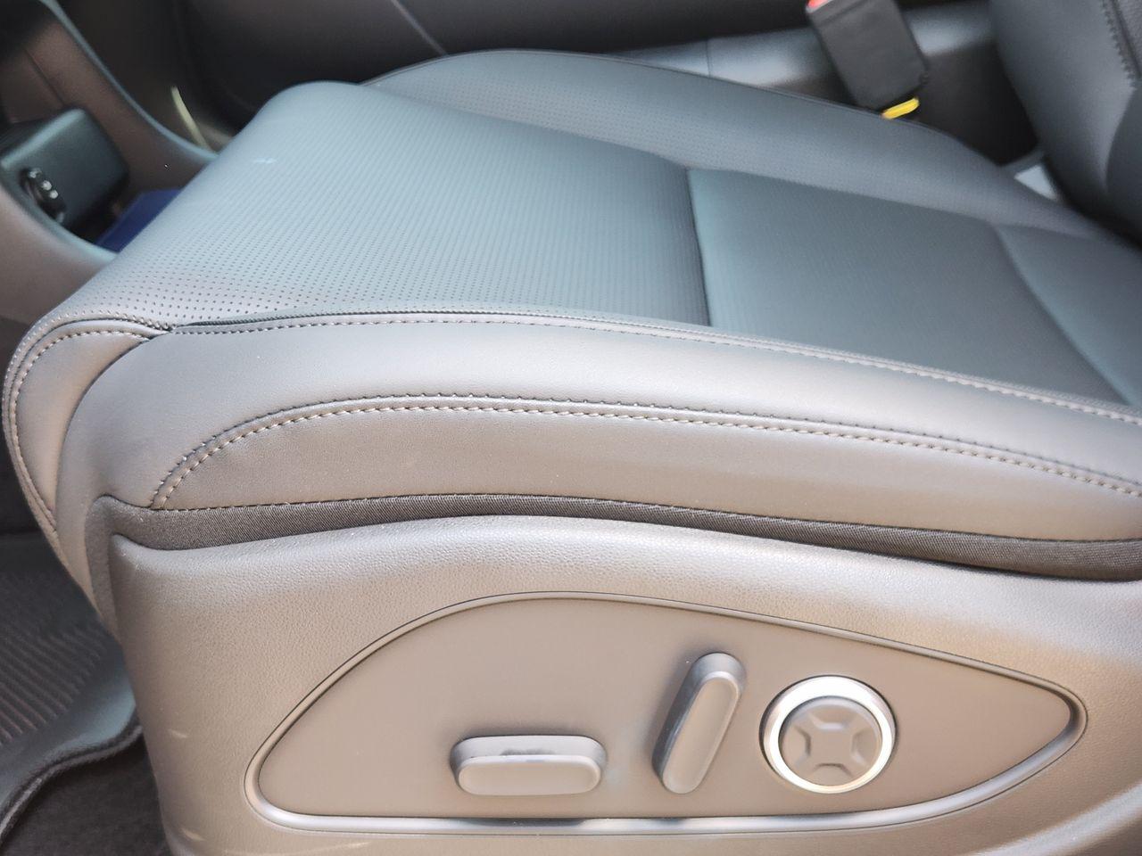 New 2027 Abyss Black Pearl Hyundai SEL Premium 8P image 24
