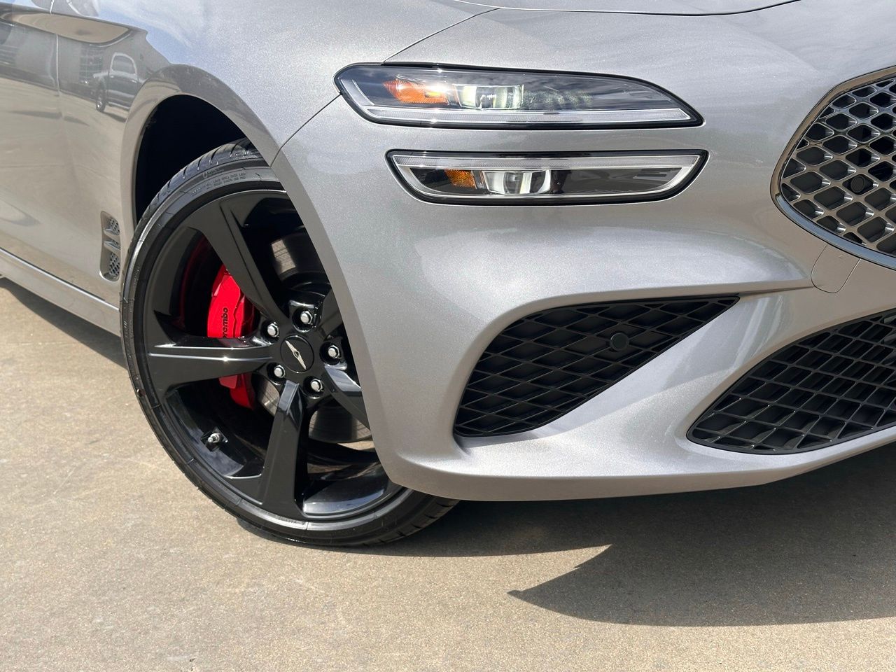 Used 2026 Savile Silver Genesis 3.3T Sport Prestige image 4