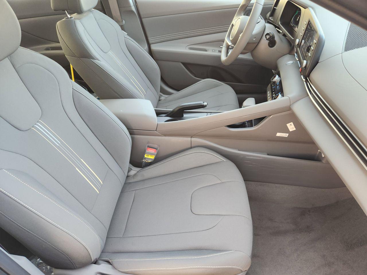 New 2026 W6H White Hyundai SEL Sport image 10