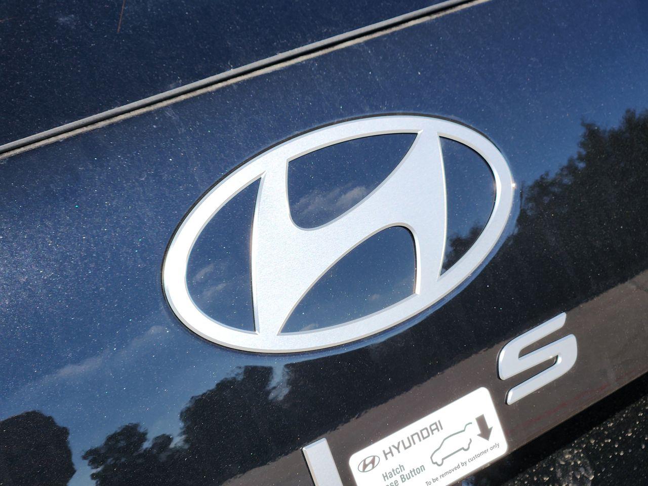 New 2026 A2B Black Hyundai Calligraphy FWD image 8