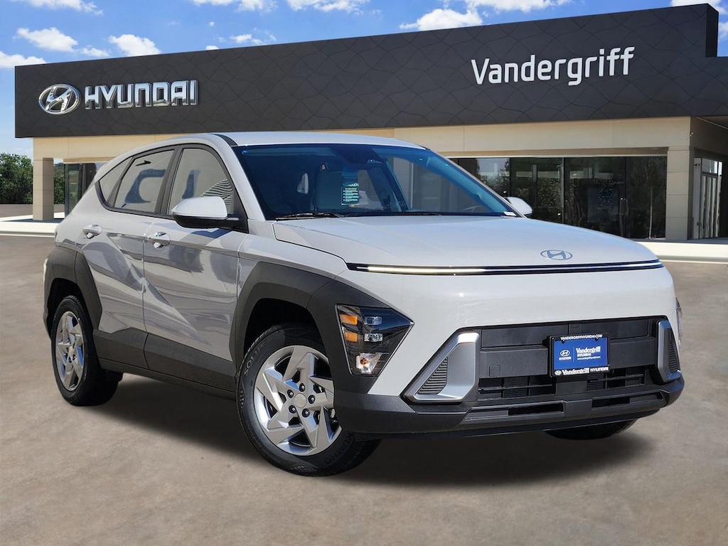 New 2026 Hyundai Kona SE FWD SUV