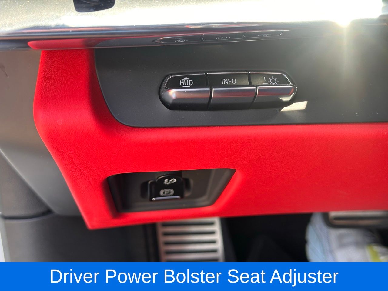 Used 2020 Arctic White Chevrolet Stingray 3LT image 26