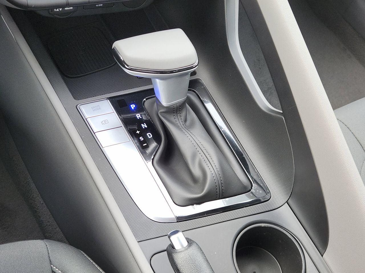 New 2026 W6H White Hyundai SEL Sport image 18