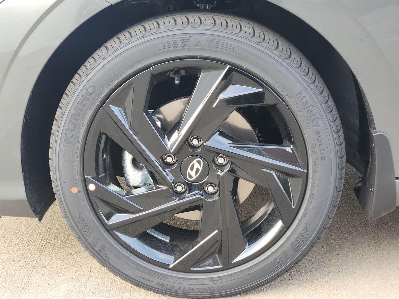 New 2026 A5G Gray Hyundai SEL Sport image 7