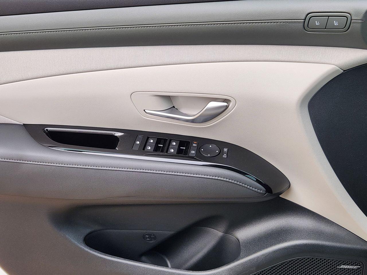 New 2026 W6H White Hyundai Limited FWD image 21